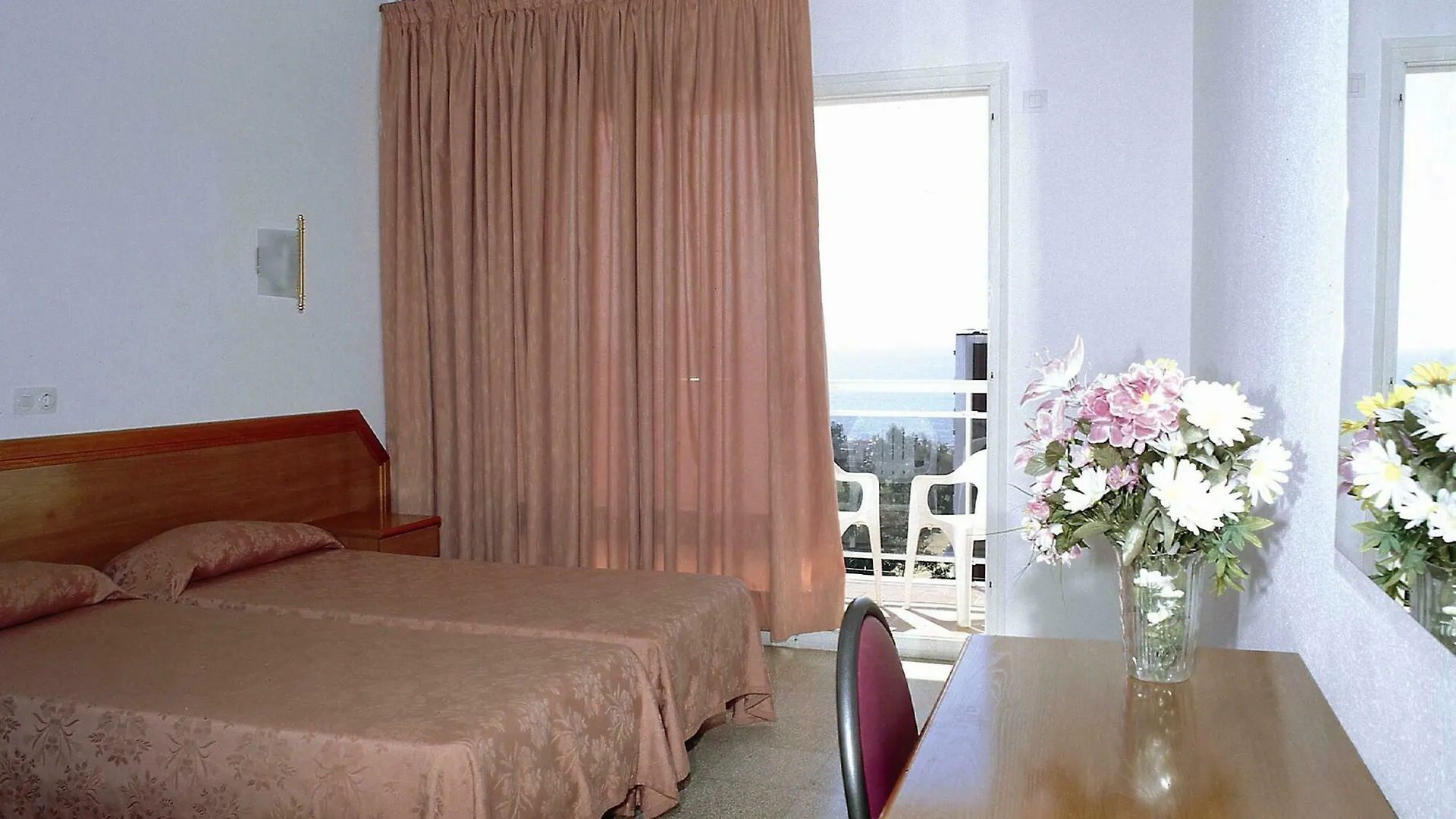 ***  Hotel Reymar Playa Мальграт-де-Мар Испания